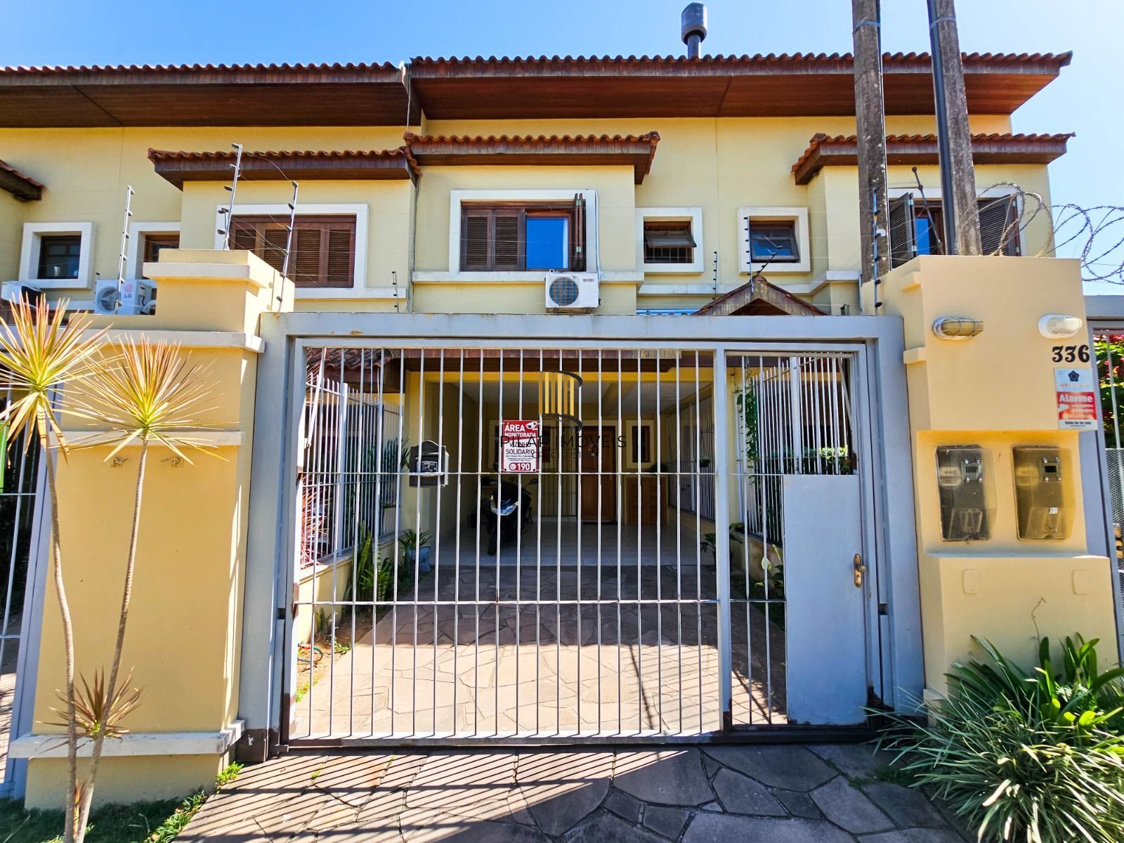 Casa 3 dormitórios no bairro Tristeza