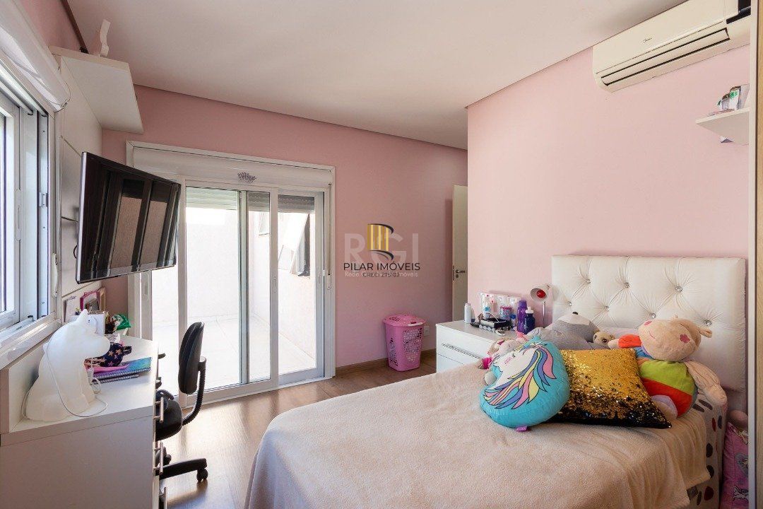 Casa Condominio para Venda - 203.02m², 3 dormitórios, sendo 3 suites, 4 vagas - Hípica
