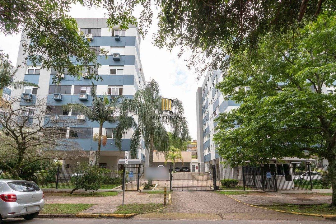 Apartamento no último andar com vista panorâmica, 2 dormitórios e até 4 vagas de garagem - Bairro Teresópolis, Zona Sul de Porto Alegre - Pilar Imóveis
