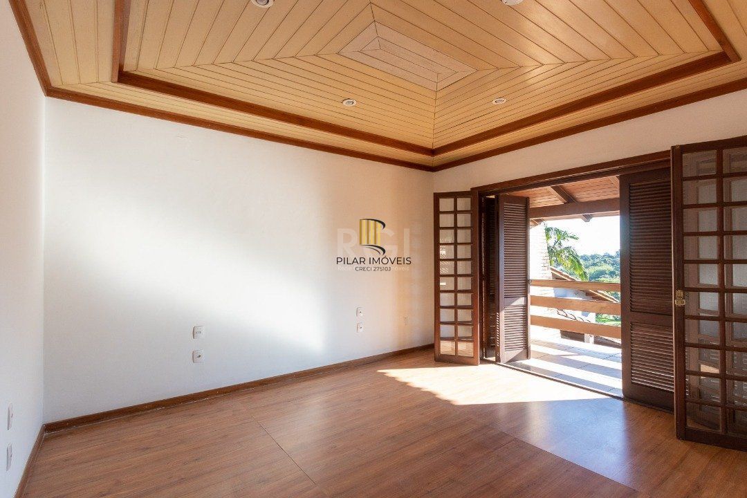 Casa para Venda - 280m², 3 dormitórios, sendo 1 suites, 2 vagas - Espirito Santo