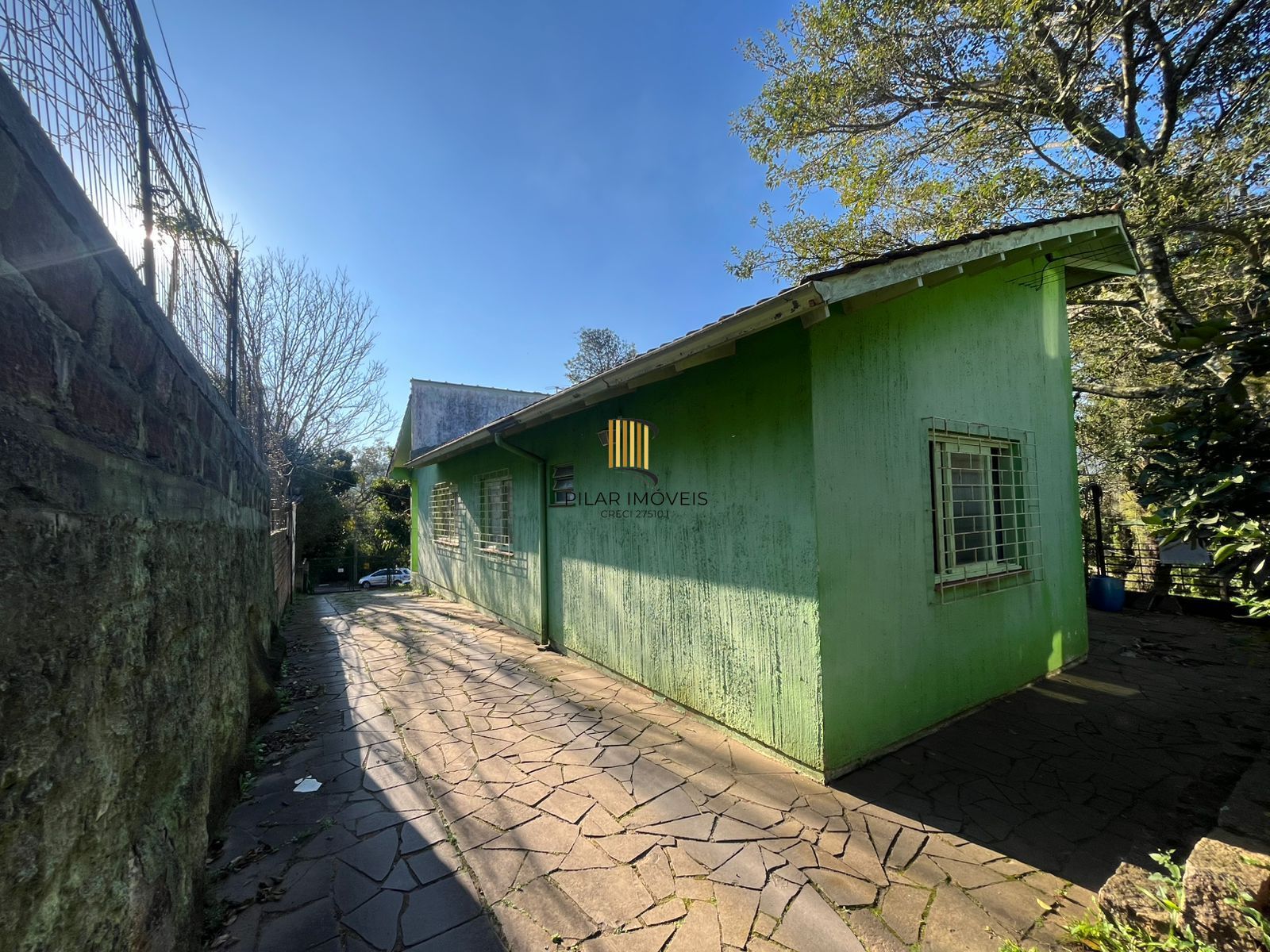 Terreno Amplo com 3 Casas – Vila Nova, Porto Alegre - Pilar Imóveis