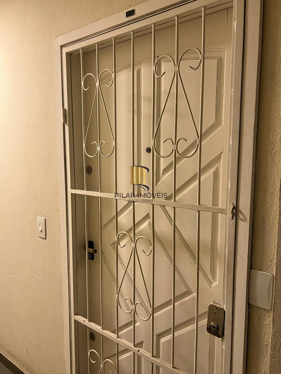 OPORTUNIDADE NO CENTRO HISTÓRICO - APARTAMENTO REFORMADO!