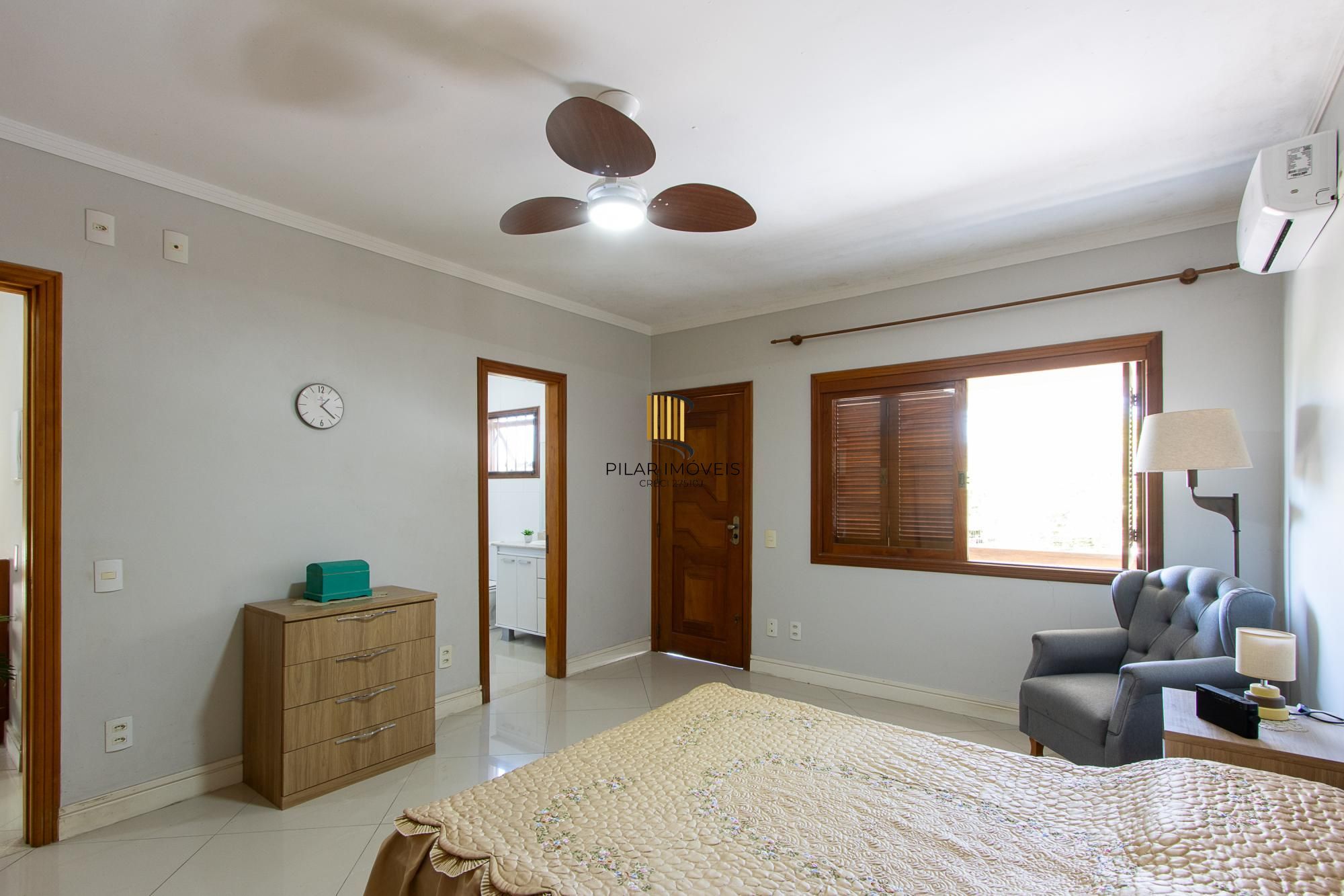 Casa Condominio  - 197m² de aréa nprivativa, 03 dormitórios 01 suites, 02 vagas - Tristeza