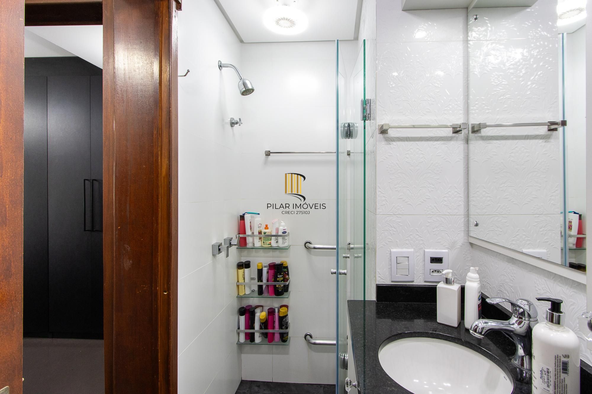 Cobertura no Menino Deus com vista espetacular