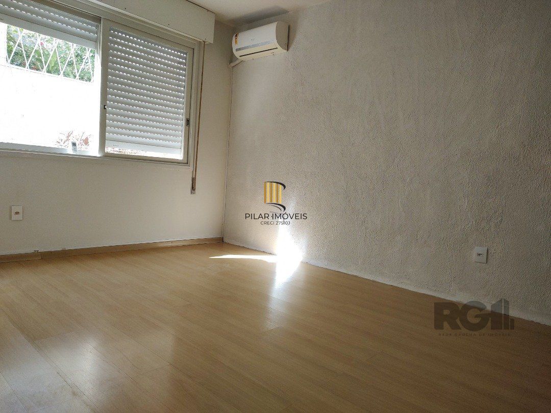 Apartamento Garden, 2 quartos, 1 suite, 2 banheiros, dependência de empregada - Bairro Petrópolis