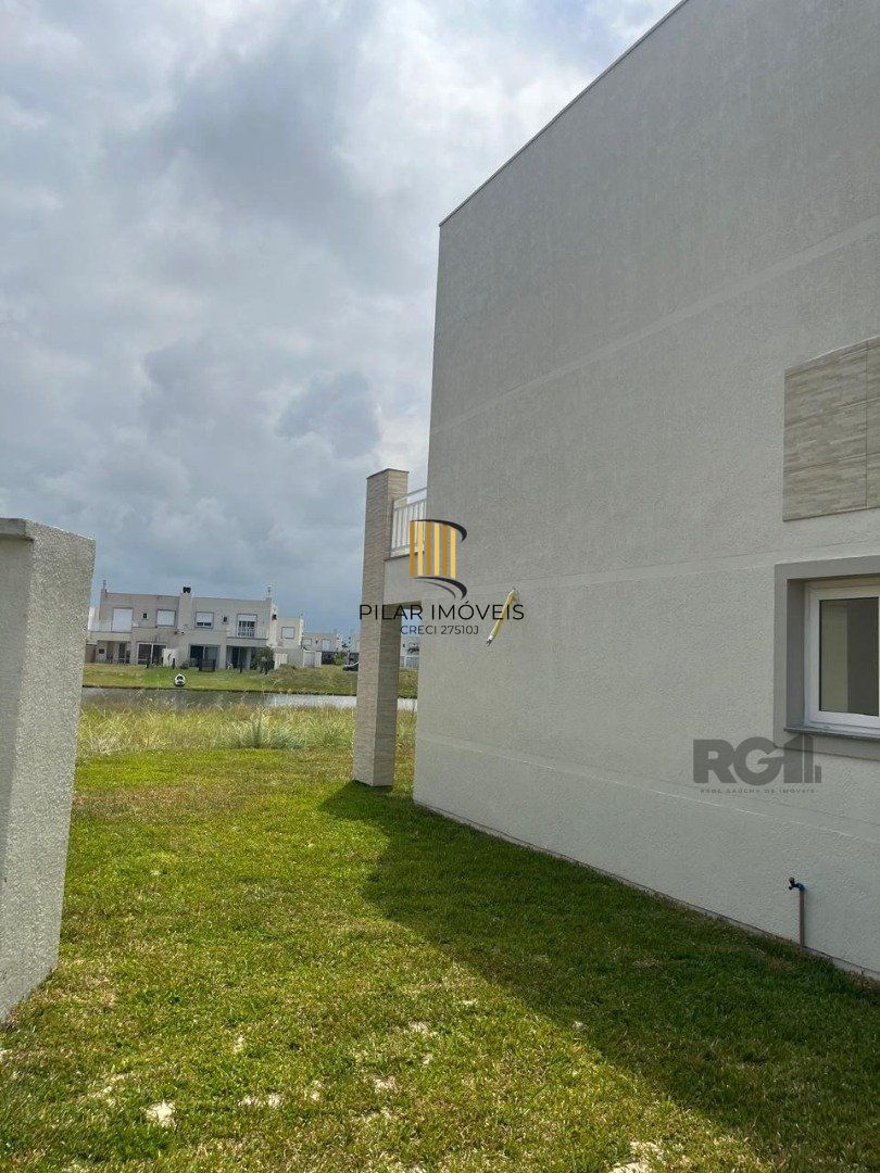 Casa de Condomínio 3 dormitórios no bairro Remanso