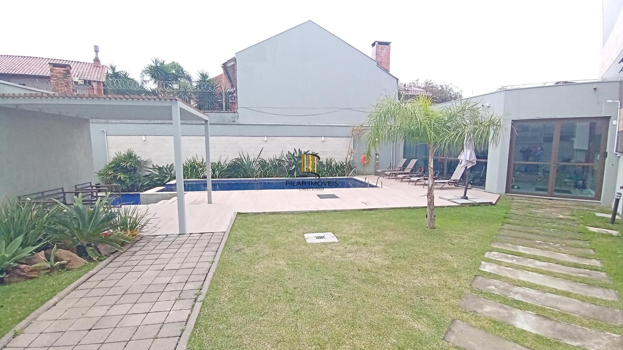 Apartamento com 3 dormitórios e 2 vagas, no bairro Ipanema