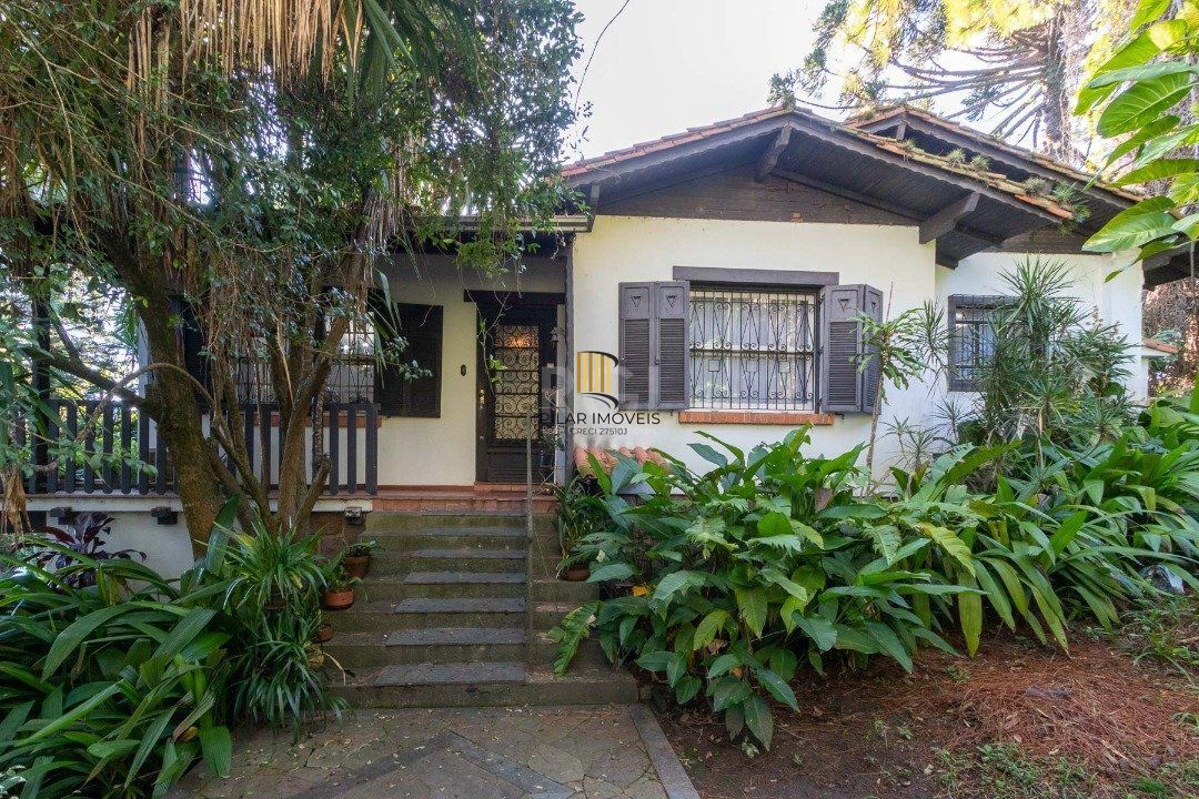 Casa para Venda - 192m², 4 dormitórios, sendo 3 suites, 4 vagas - Tristeza