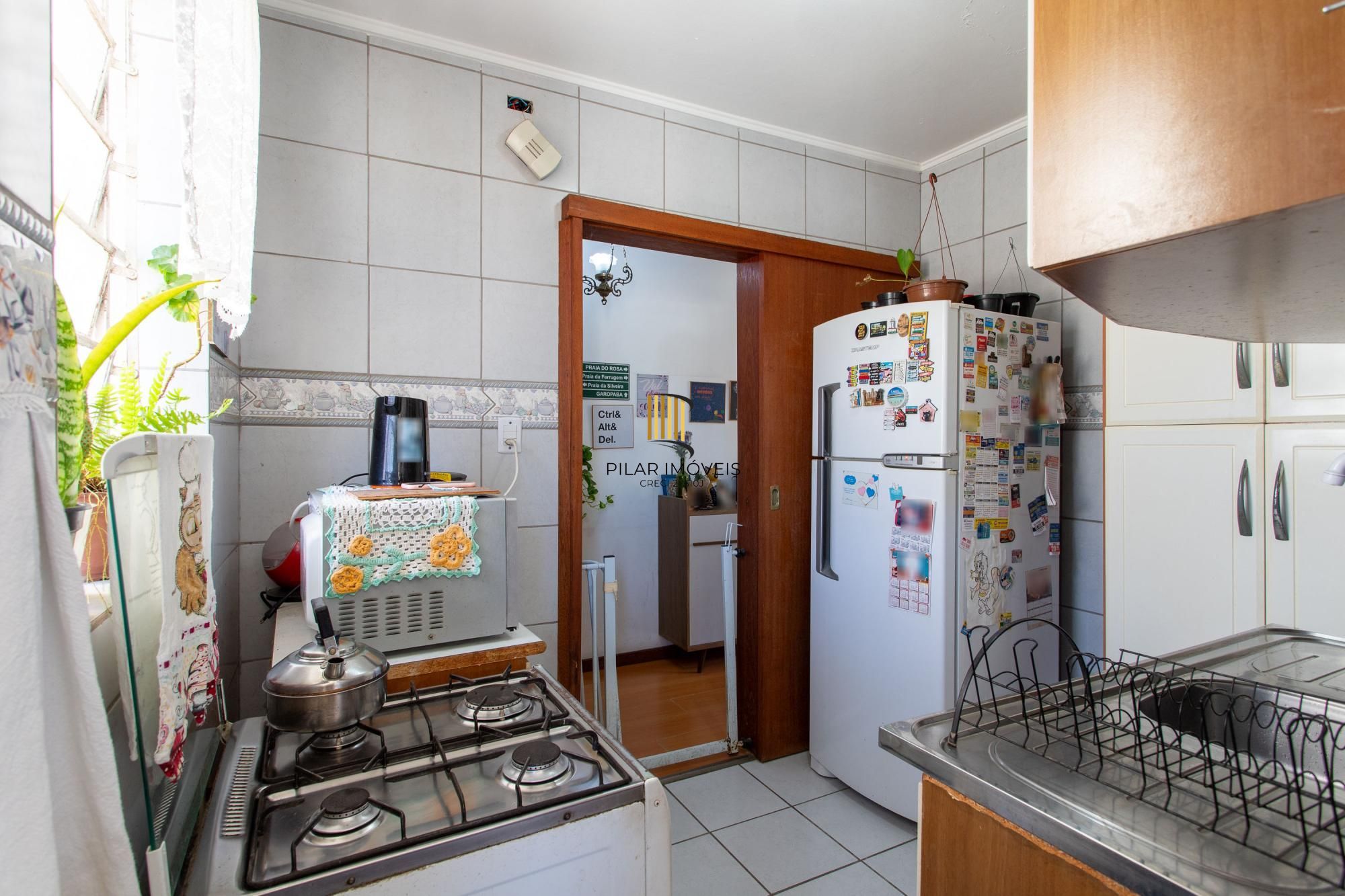 Apartamento 02 dormitórios I bairro Cristal