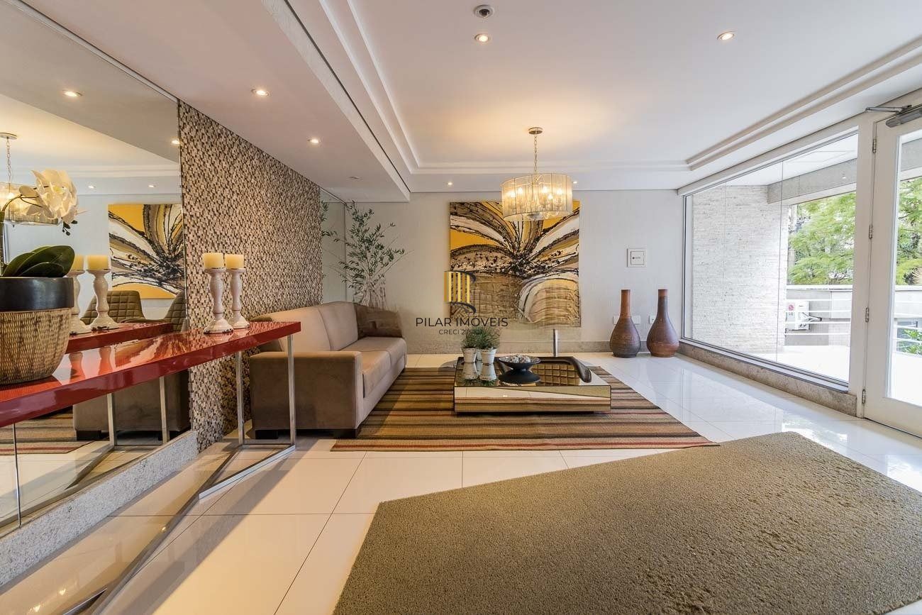 Apartamento 3 dormitórios, sendo 3 suítes e 2 vagas no Petropolis