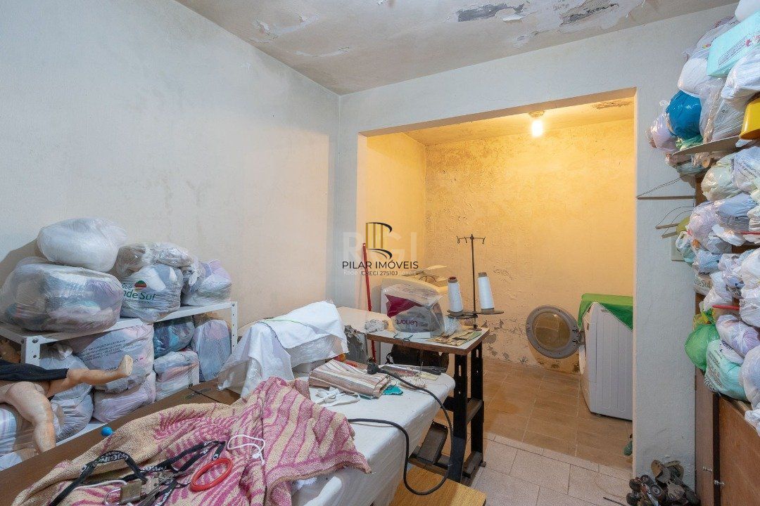 Casa para Venda - 200m², 3 dormitórios, sendo 1 suites, 1 vaga - Aberta dos Morros