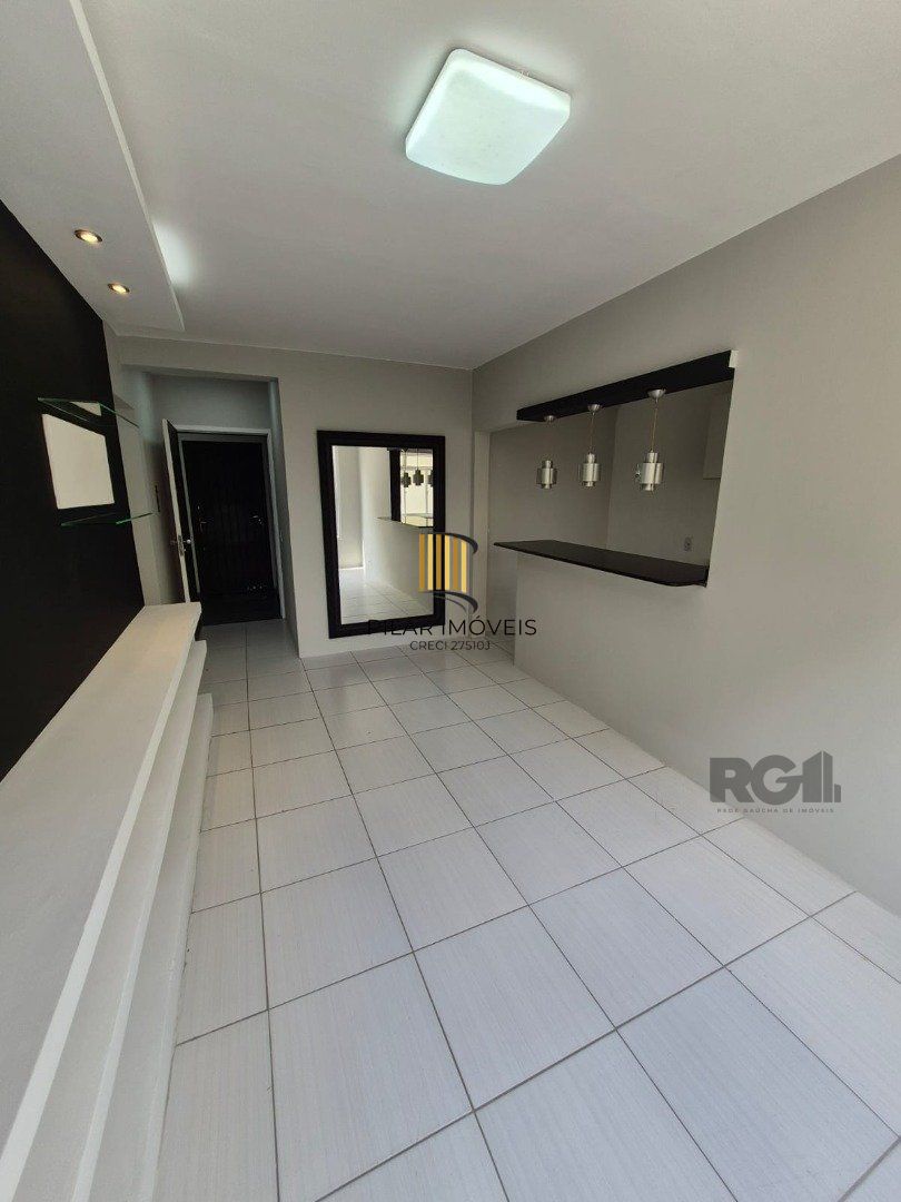 APARTAMENTO DE 01 DORMITÓRIO REFORMADO