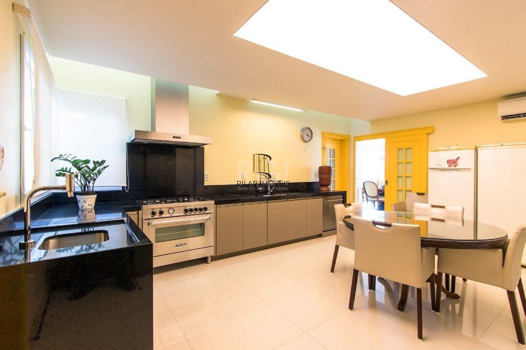Casa Condominio para Venda - 941.58m², 5 dormitórios, sendo 5 suites, 6 vagas - Terra Ville