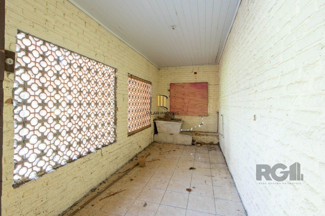 Casa 3 dormitórios no bairro Belém Novo