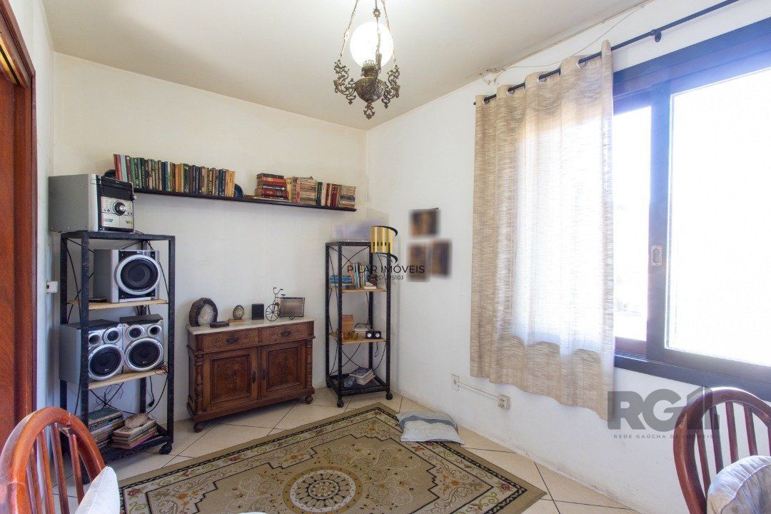 Casa de Condomínio 4 dormitórios no bairro Hípica