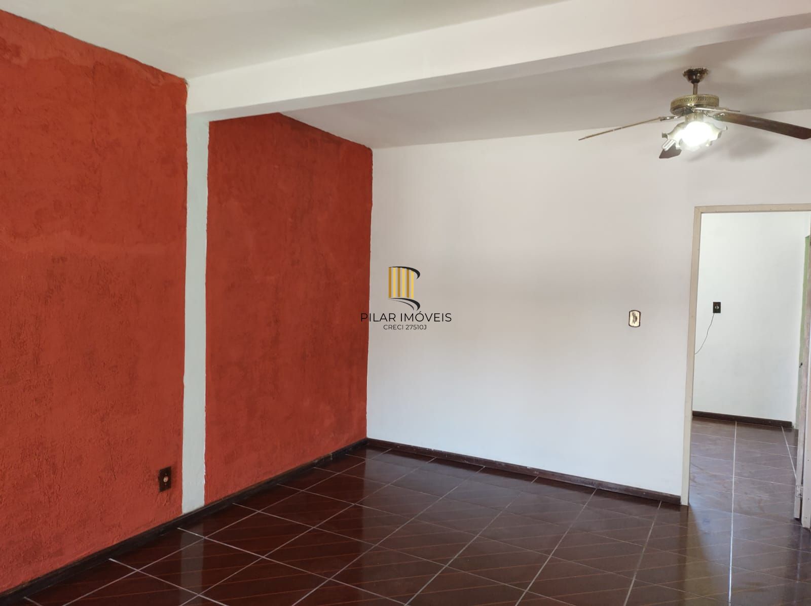 Casa 3 dormitórios no bairro Costa e Silva