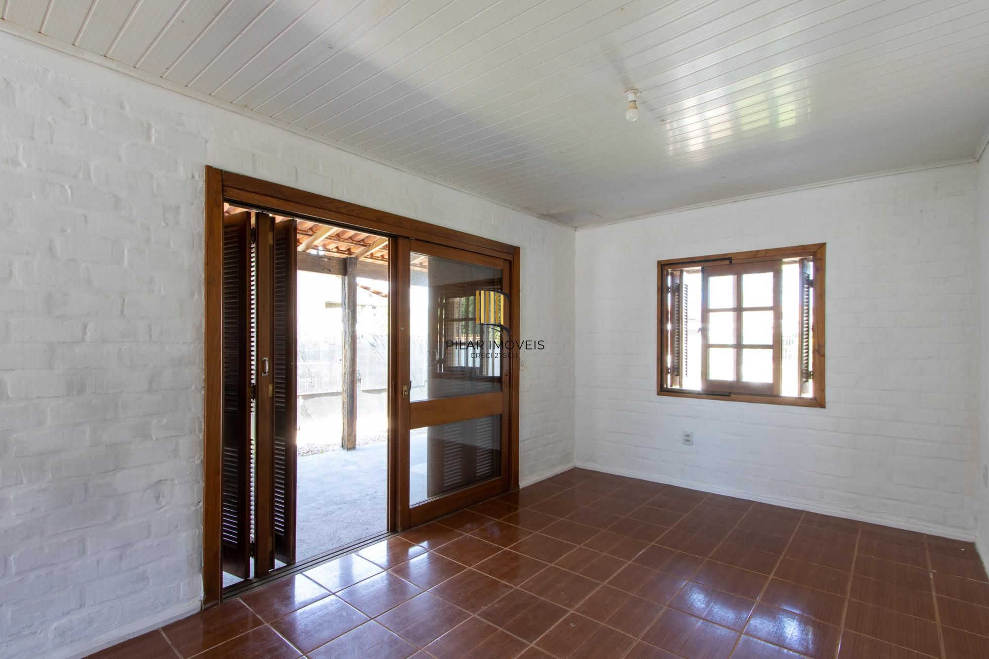 Casa 2 dormitórios no bairro Ponta Grossa