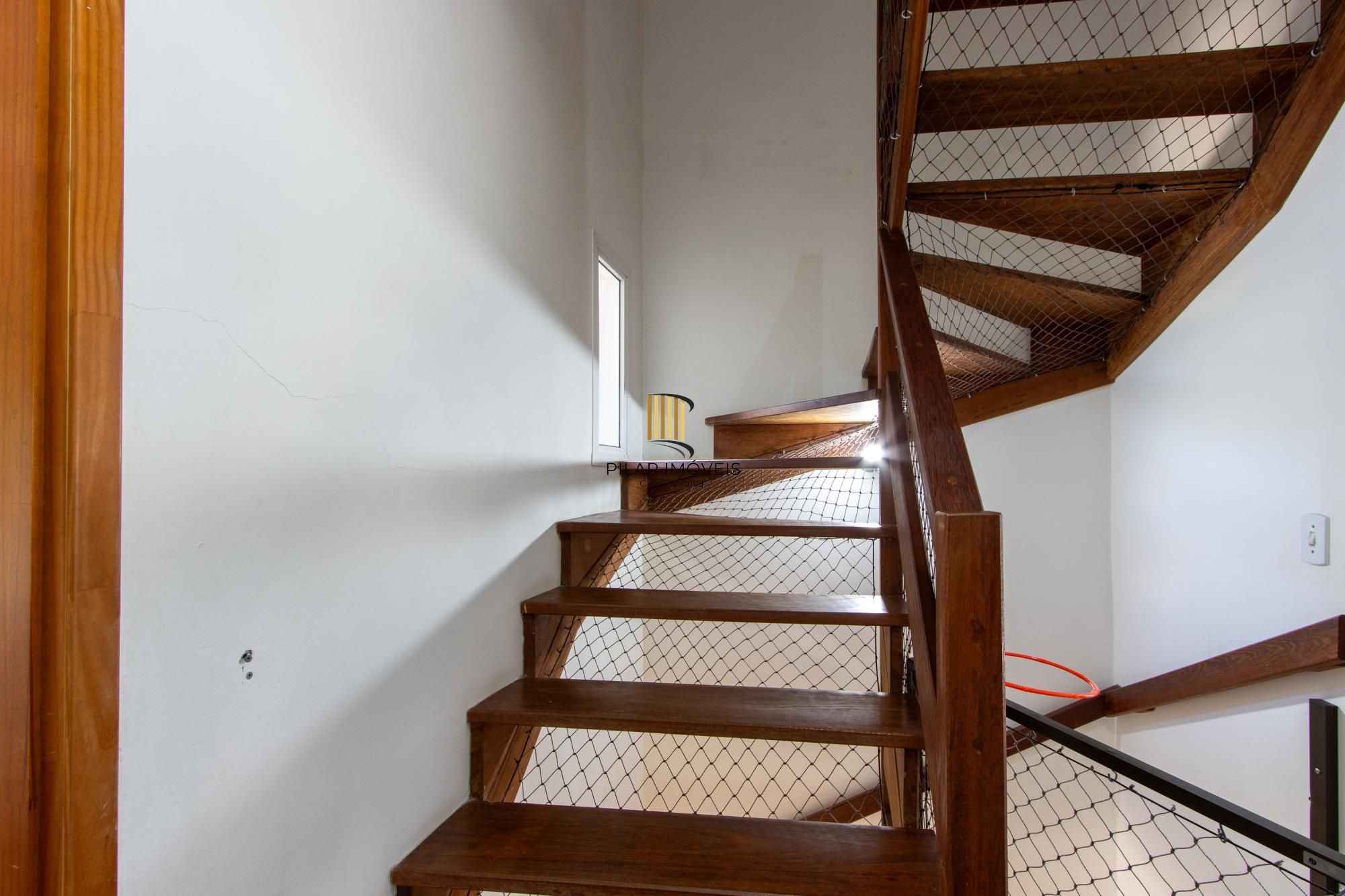 Casa em condomínio no bairro Aberta dos Morros