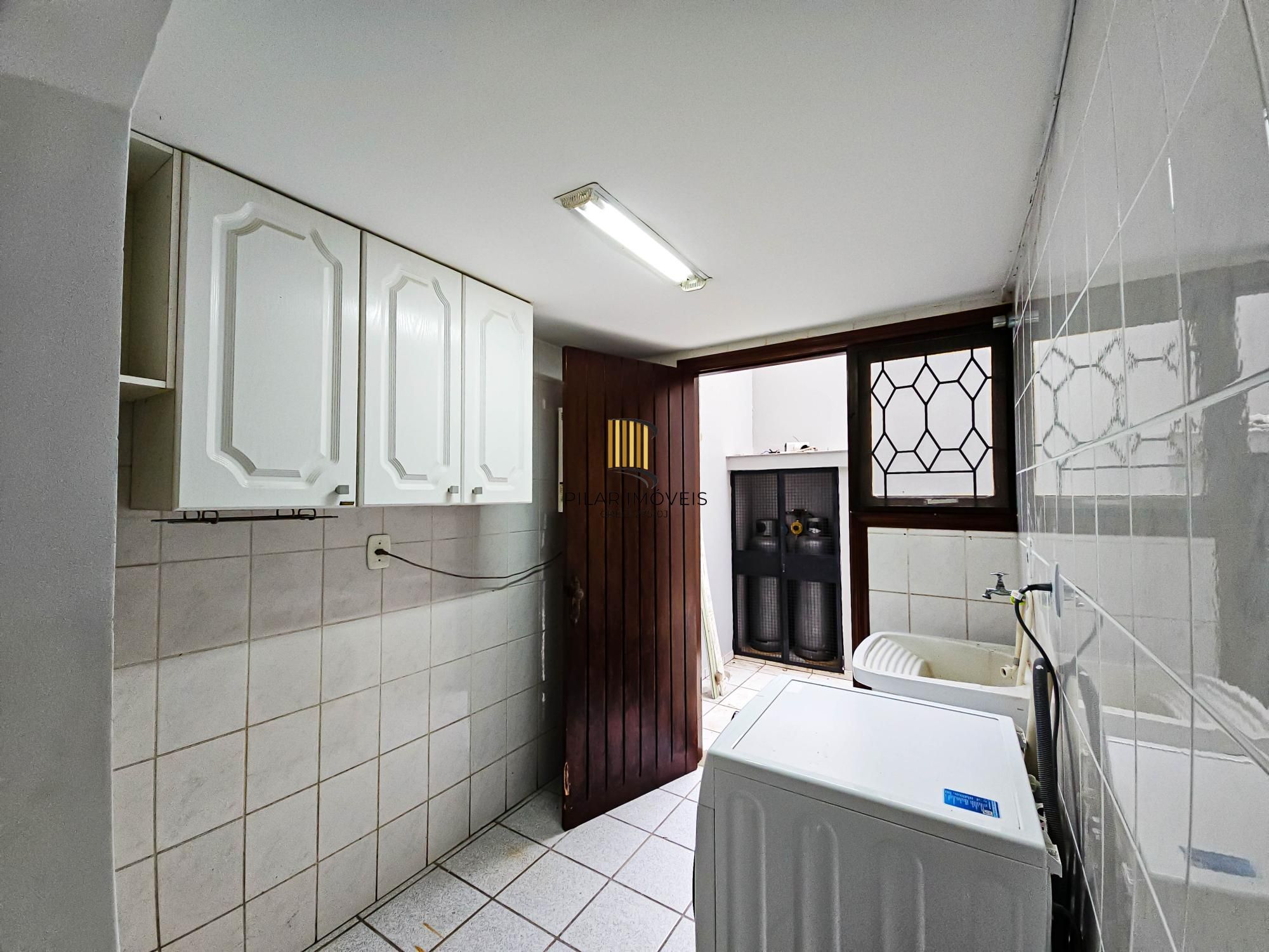 Casa de Condomínio 3 dormitórios no bairro Tristeza