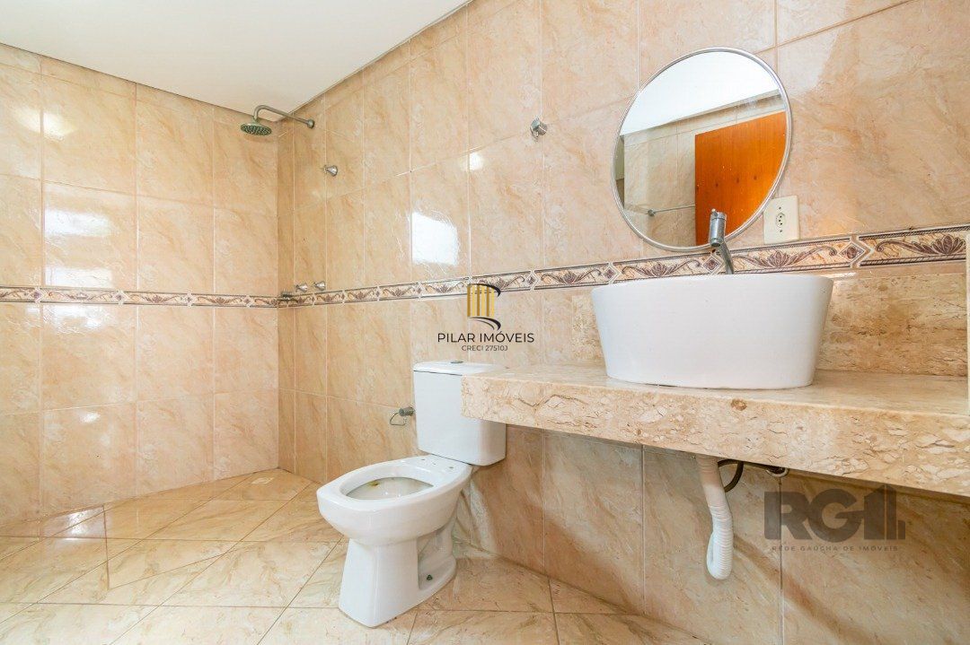 Casa 3 dormitórios no bairro Espírito Santo