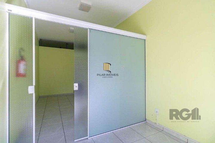 Sala Comercial no bairro Camaquã
