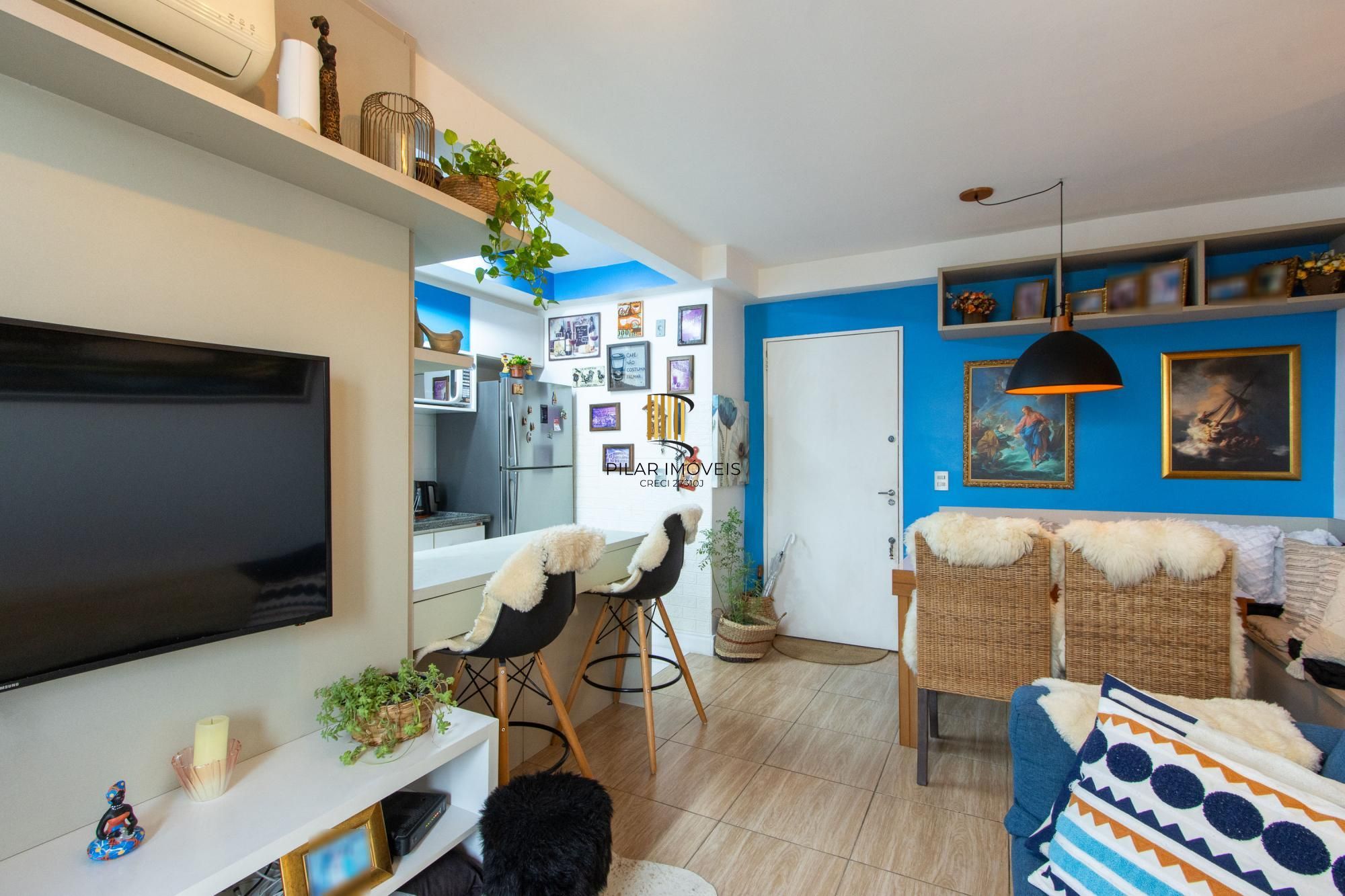 Excelente apartamento de 2 dormitórios na Tristeza- Zona Sul