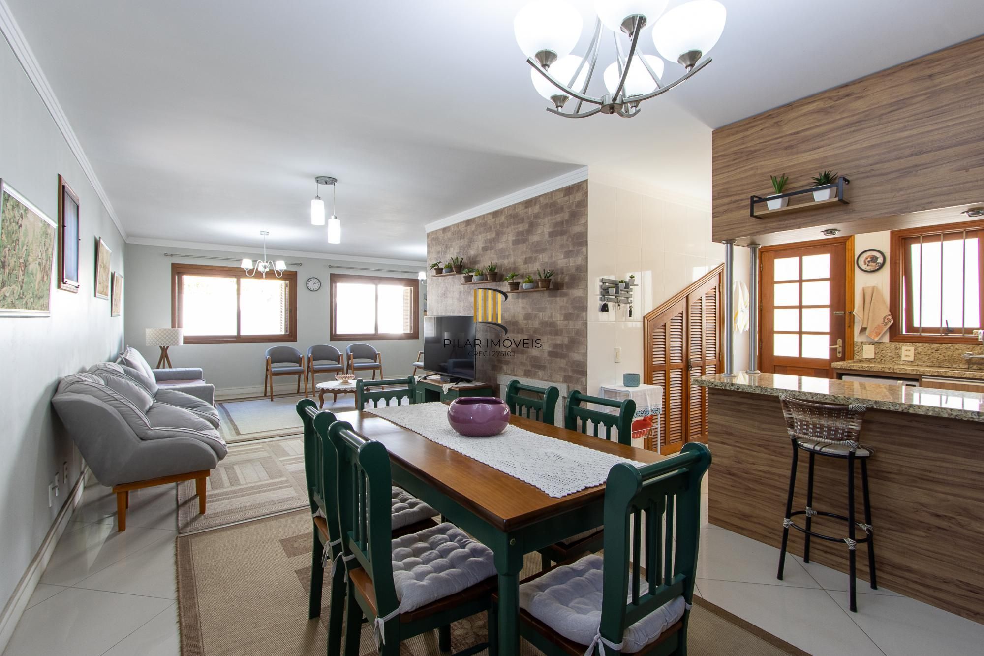 Casa Condominio  - 197m² de aréa nprivativa, 03 dormitórios 01 suites, 02 vagas - Tristeza