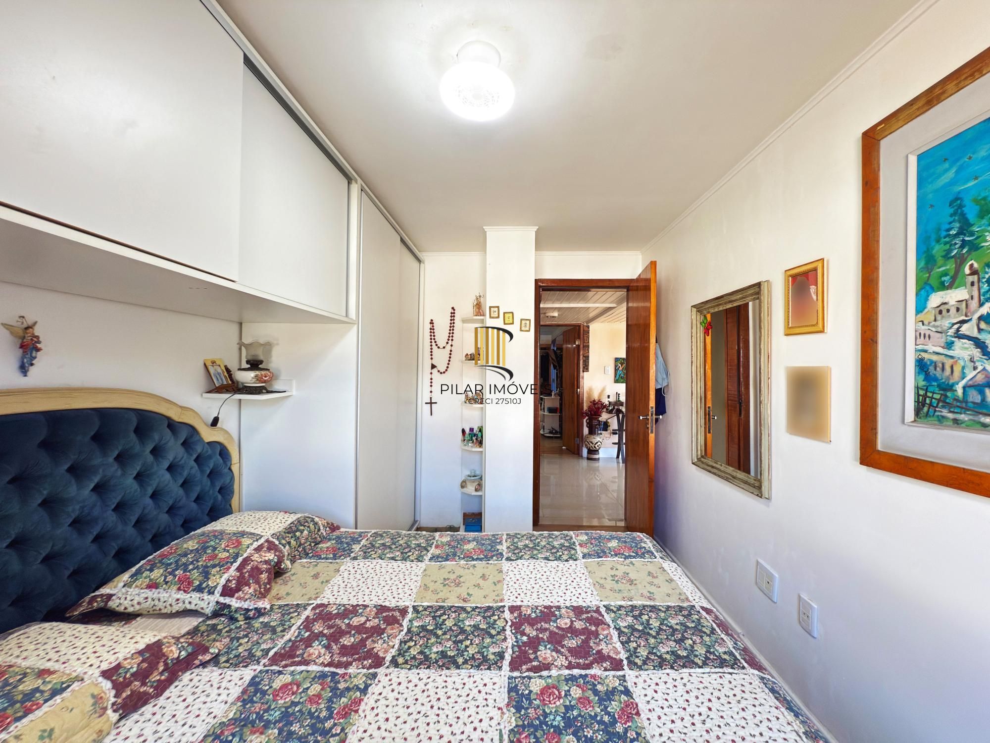 Casa em condomínio bairro Tristeza, com 185m² privativos.