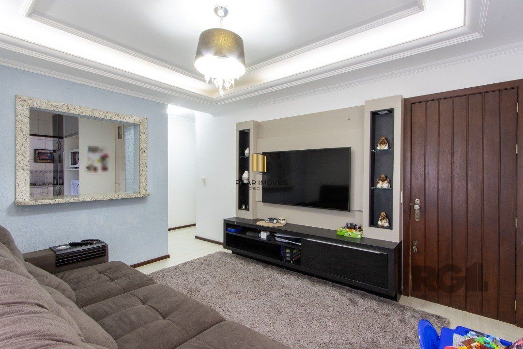 Casa 3 dormitórios no bairro Hípica