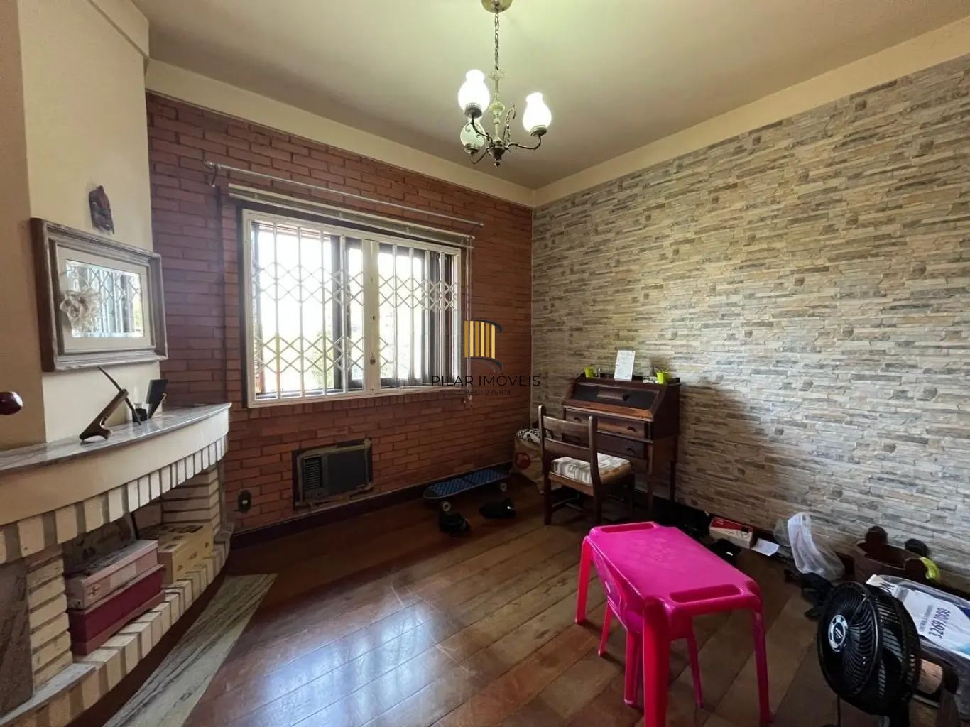Casa com 4 quartos no bairro Belém Velho