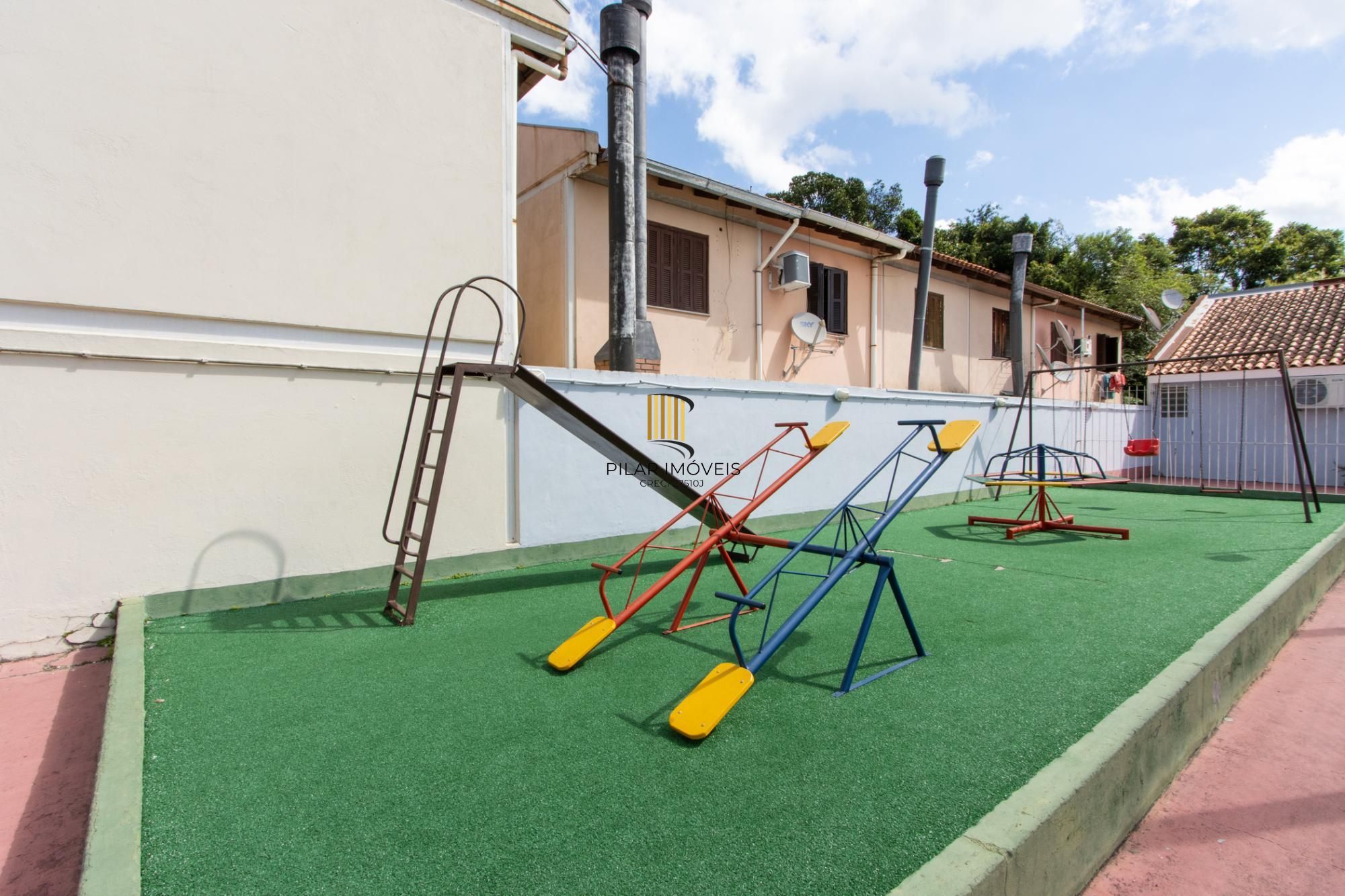 Casa de Condomínio 3 dormitórios no bairro Vila Nova