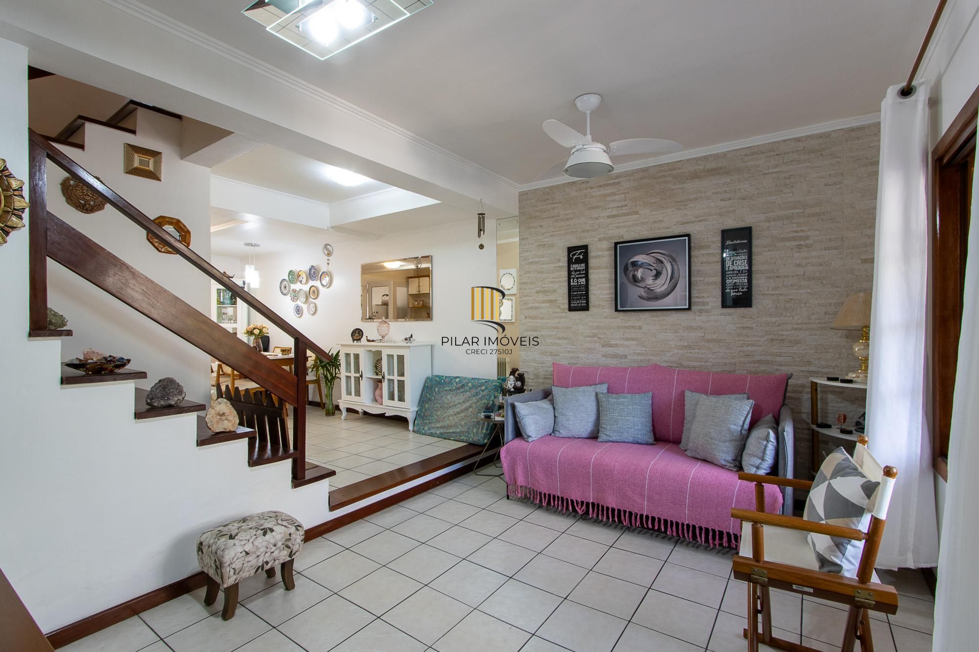 Casa para Venda - 110.14m², 2 dormitórios, sendo 1 suites, 2 vagas - Hípica