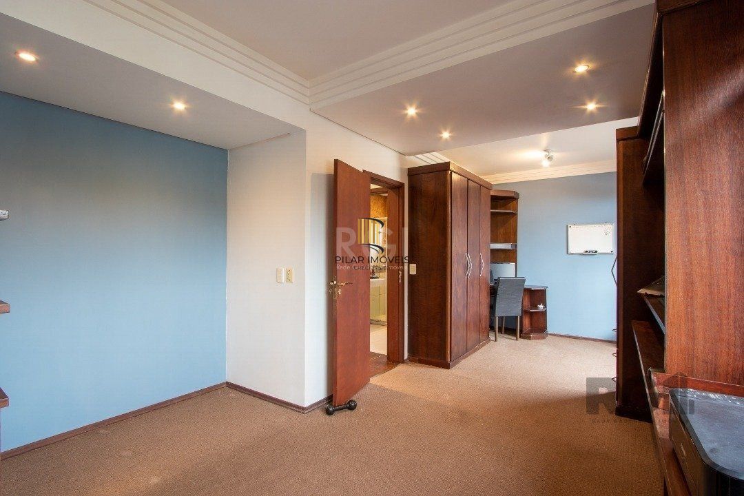 Casa Condominio para Venda - 170m², 3 dormitórios, sendo 1 suites, 2 vagas - Cavalhada