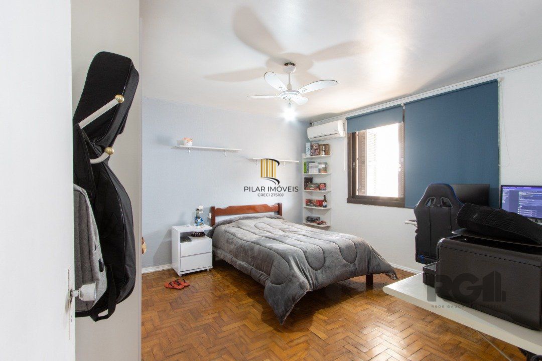 Casa 7 dormitórios no bairro Camaquã