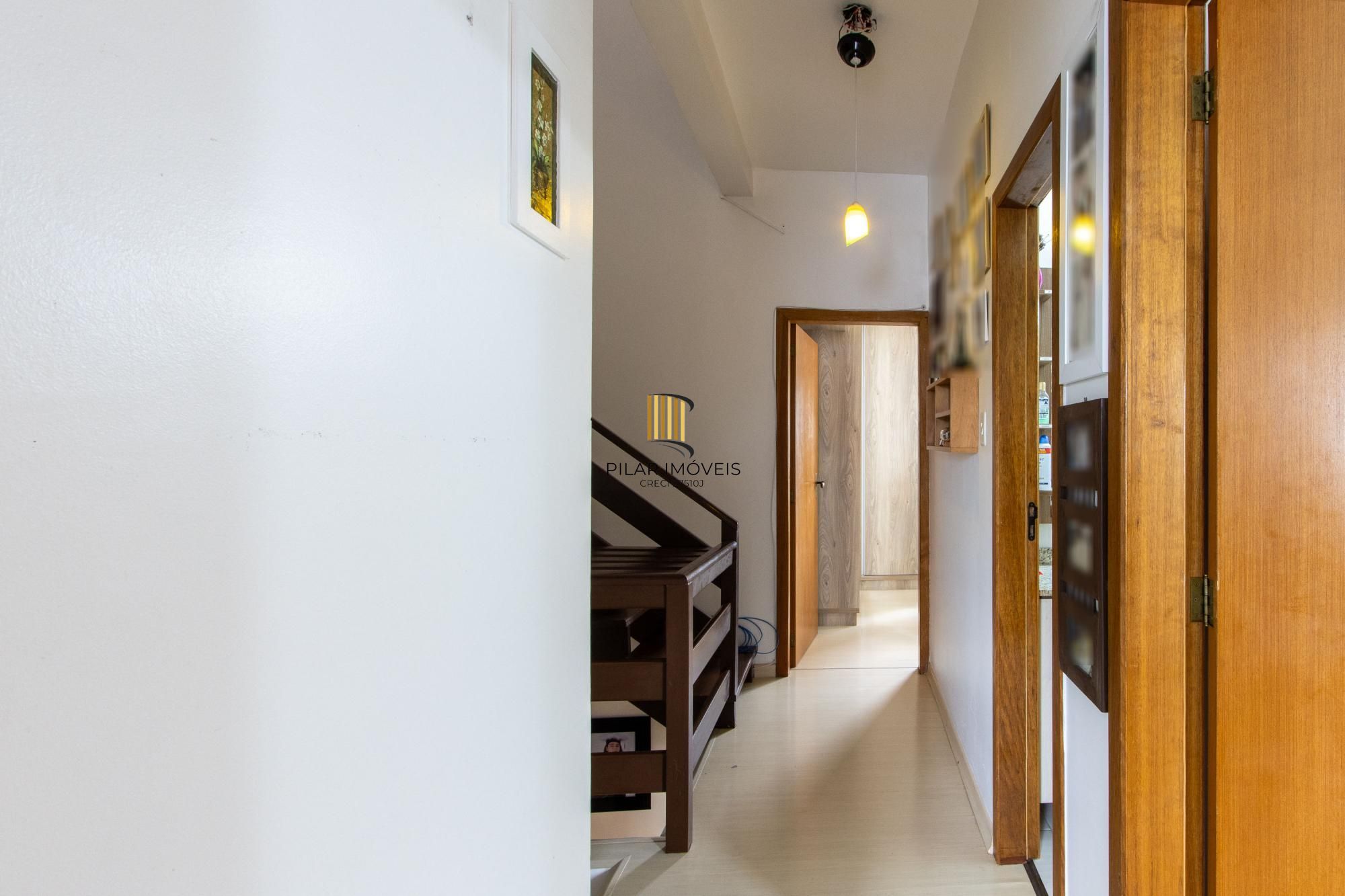 Sobrado no Lagos de Nova Ipanema com 149,54m², possui 03 dormitórios, sendo 1 suíte, garagem para 3 carros