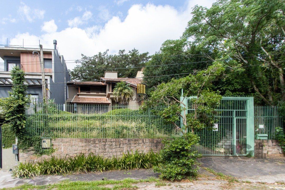 Casa de 3 dormitórios no Jardim Isabel com vista para o Guaíba.