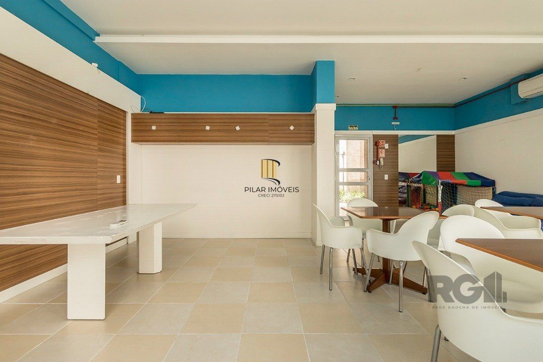 Apartamento  com 2 quartos e 1 banheiro no total