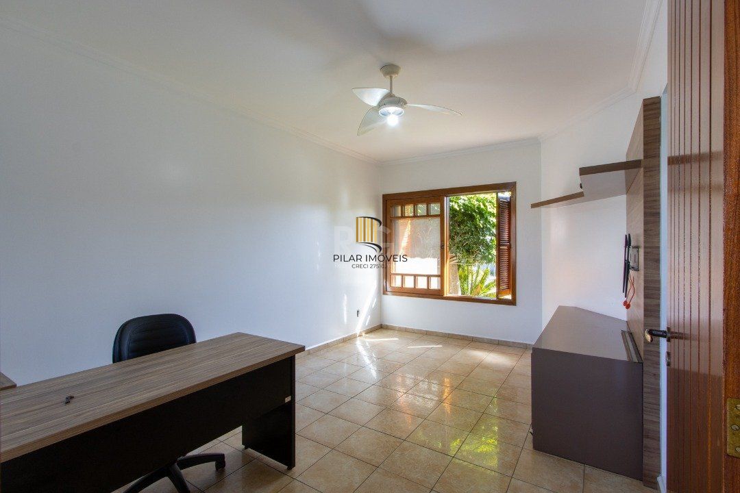 Casa 3 dormitórios no bairro Ipanema