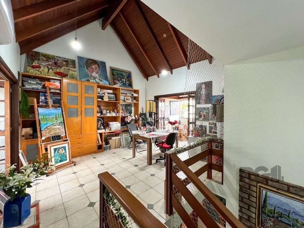 Excelente casa em condomínio no Bairro Tristeza - Ao lado do Shopping Paseo