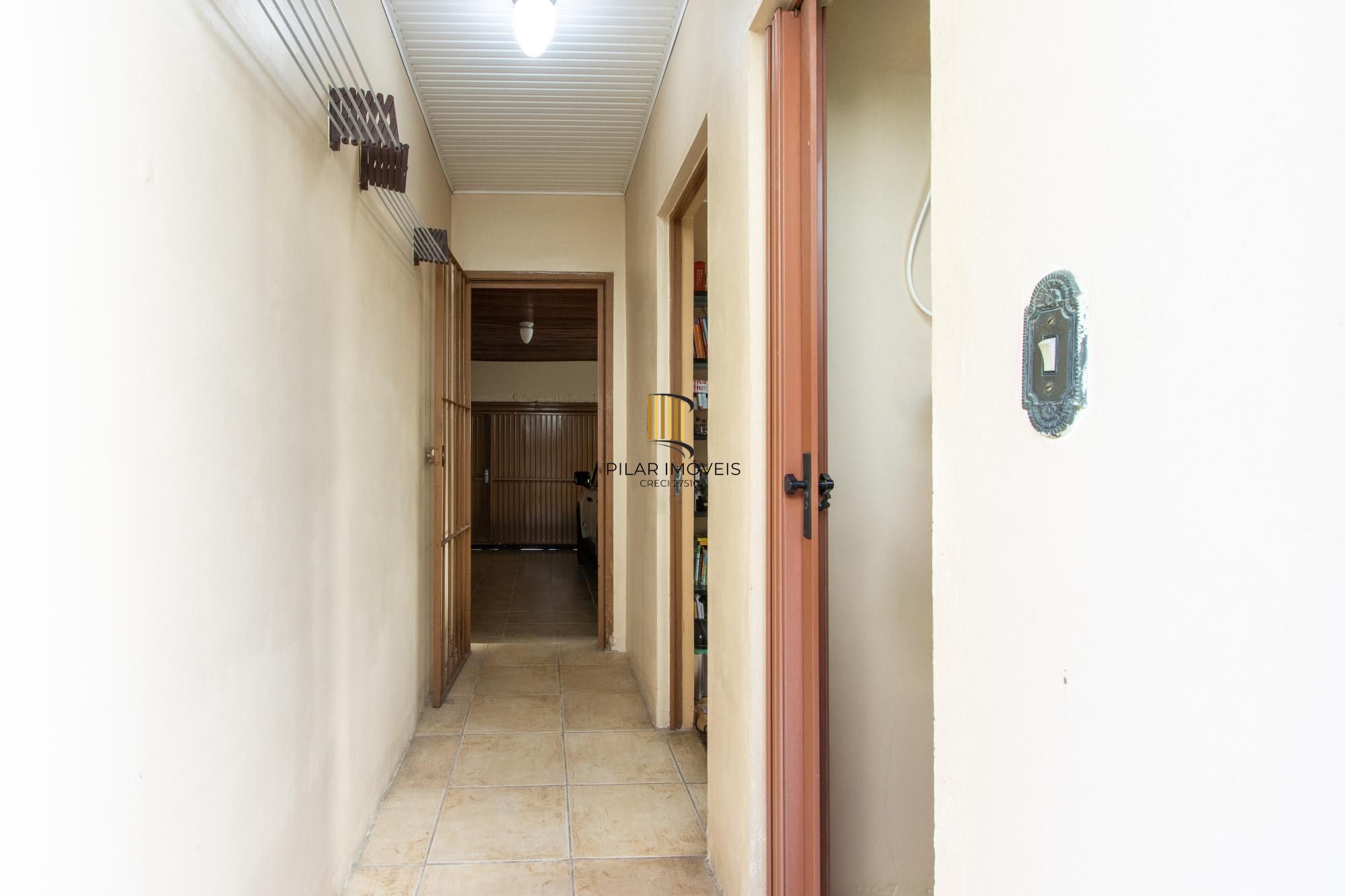 Casa para Venda - 180m², 3 dormitórios, sendo 1 suites, 2 vagas - Ipanema