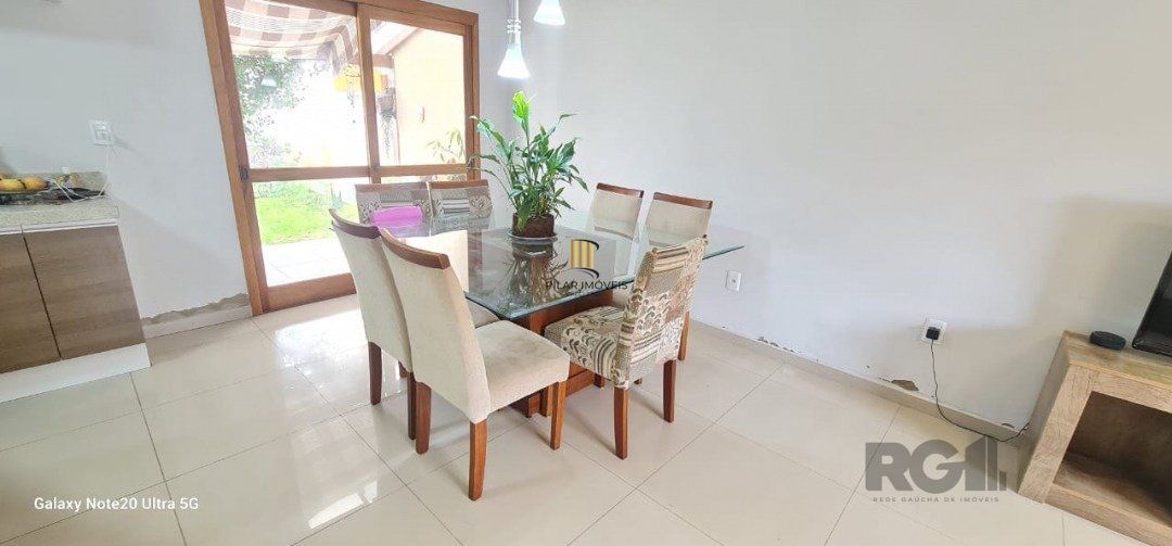 Casa para venda com 3 dormitórios, sendo 3 suítes e 2 vagas no residencial Jardins do Prado