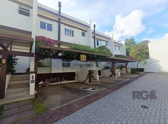 Casa de Condomínio 3 dormitórios no bairro Ipanema
