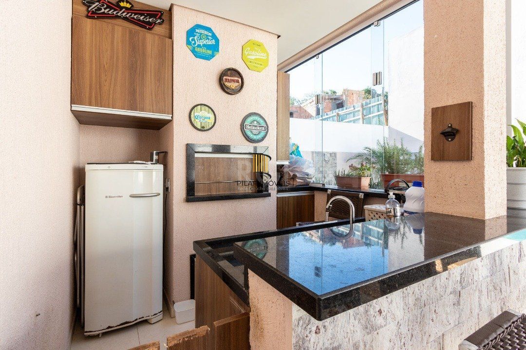 Casa Condominio para Venda - 203.02m², 3 dormitórios, sendo 3 suites, 4 vagas - Hípica