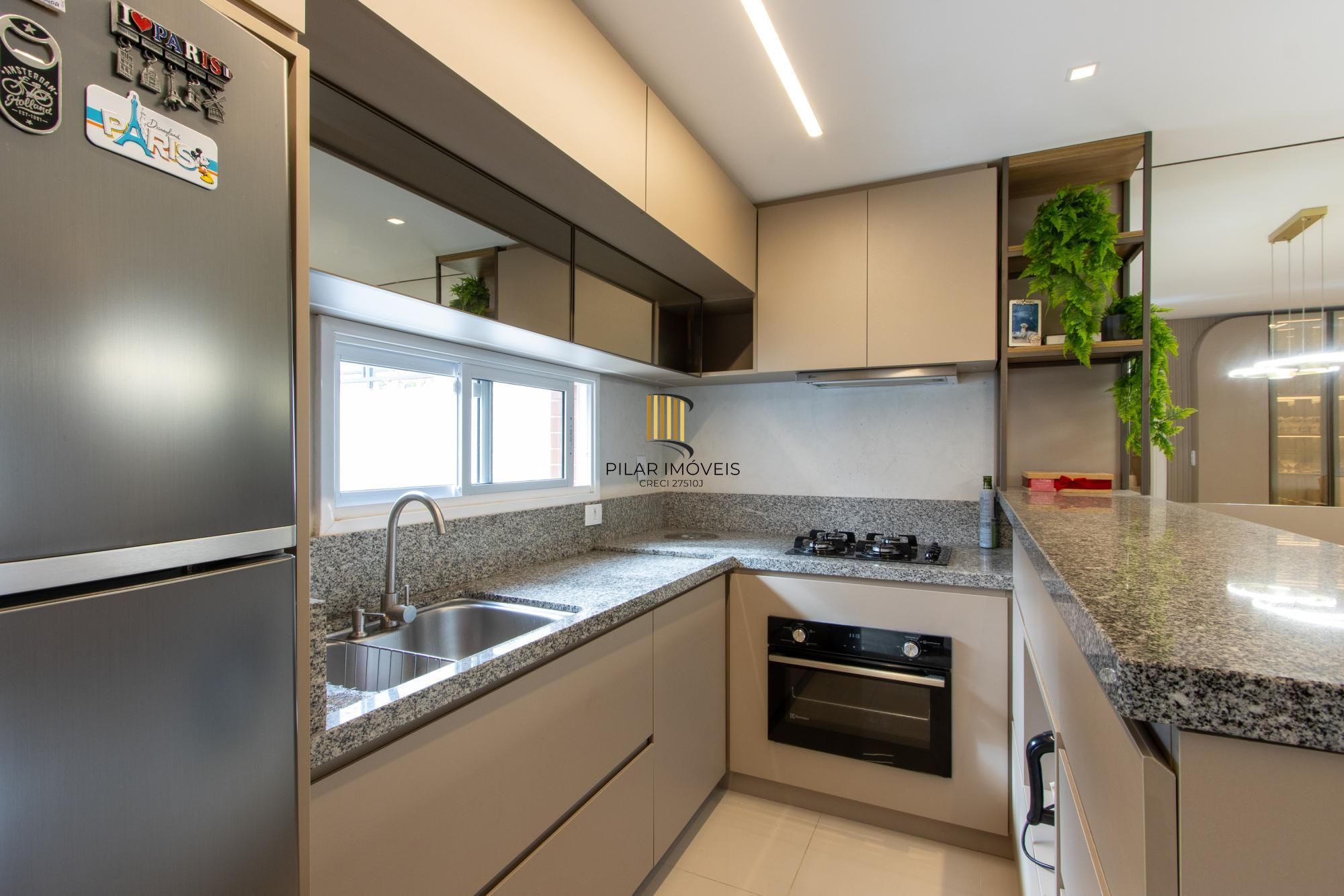 Sobrado para Venda - 95,16m², 3 dormitórios, sendo 1 suites, 2 vagas - Hípica