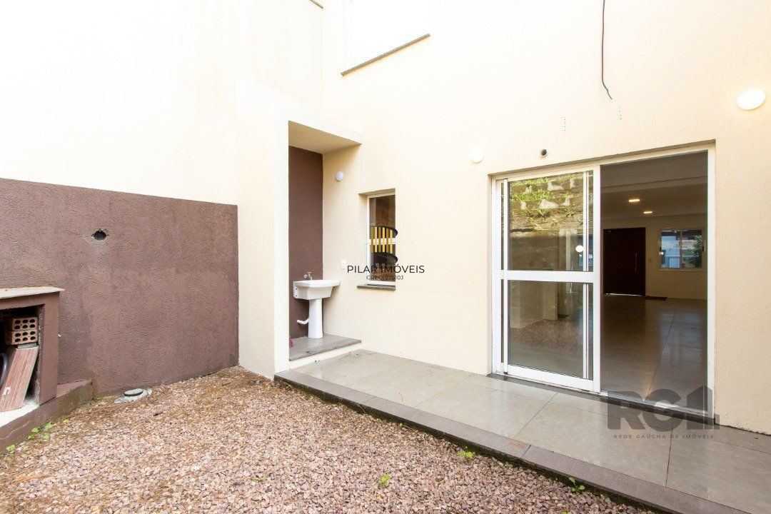Casa para Locação/Aluguel - 150m², 3 dormitórios, sendo 1 suites, 2 vagas - Aberta dos Morros