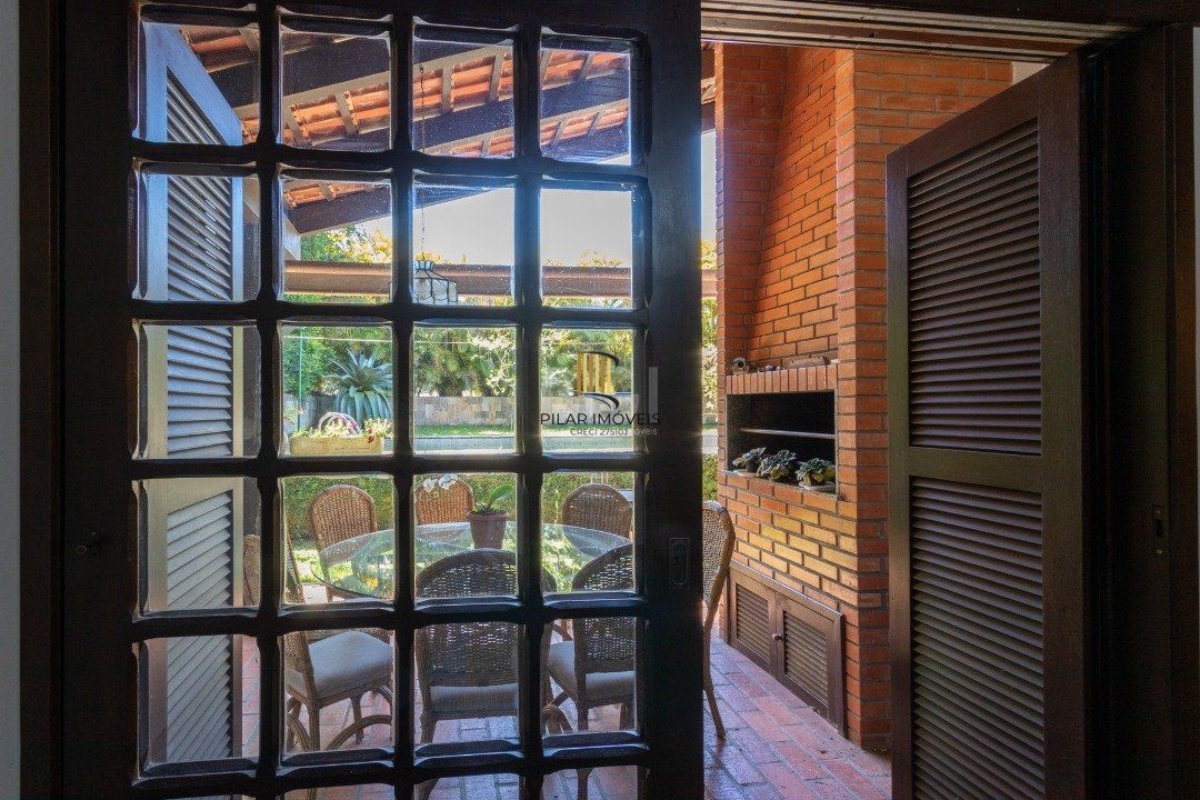 Casa para Venda - 357.28m², 4 dormitórios, sendo 1 suites, 4 vagas - Jardim Isabel
