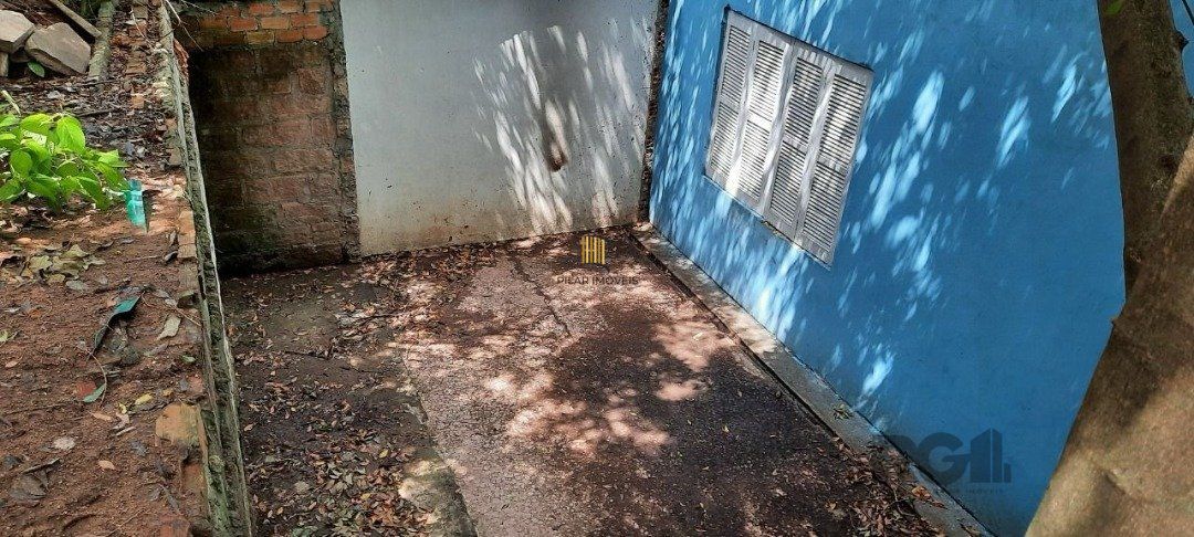 Oportunidade Imperdível: Prédio com 4 Apartamentos, Pátio e 2 Vagas de Garagem