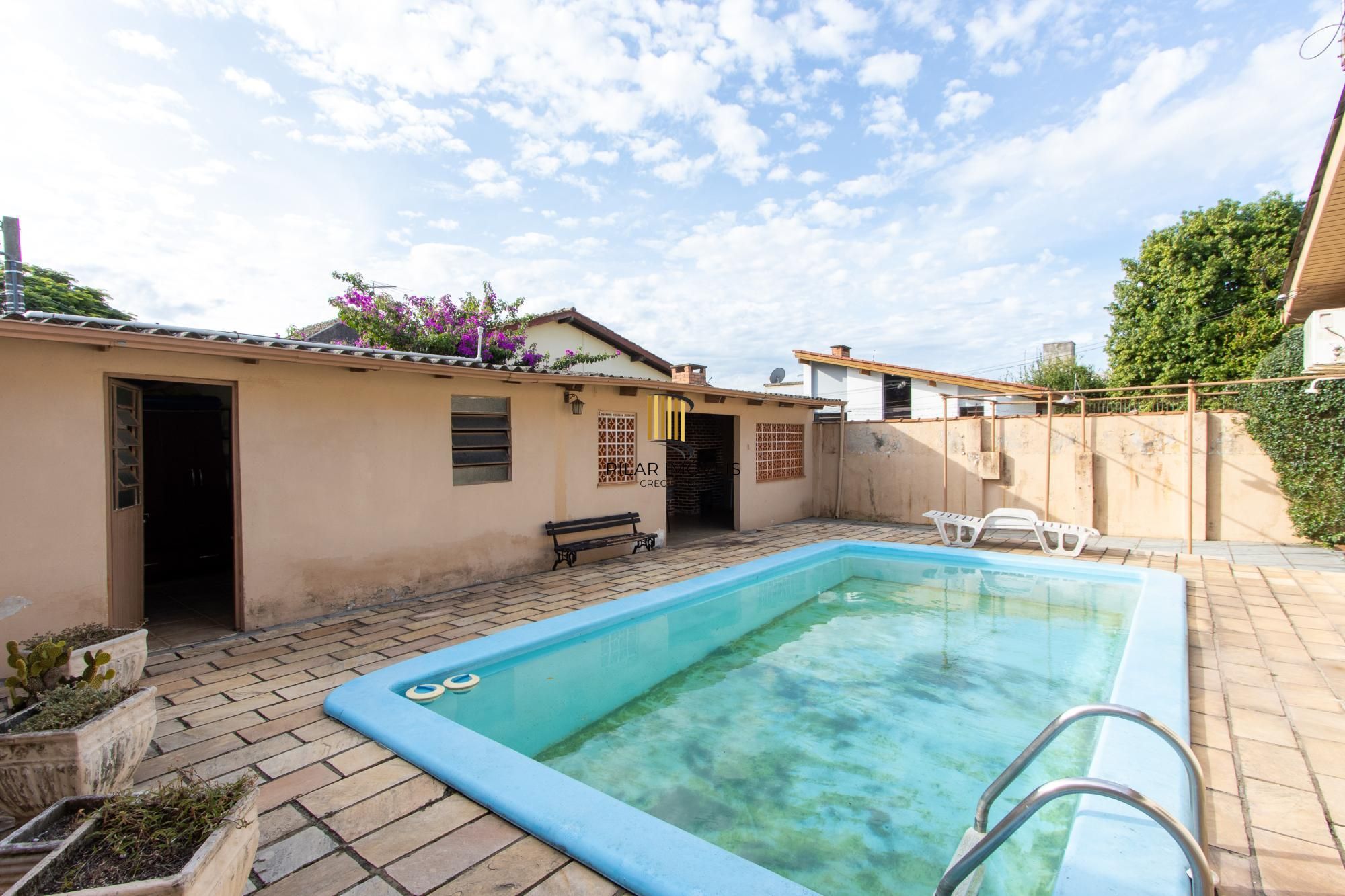Casa para Venda - 180m², 3 dormitórios, sendo 1 suites, 2 vagas - Ipanema