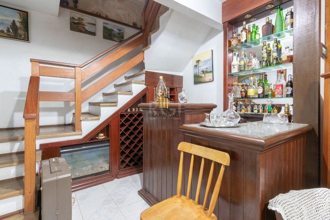 Casa para Venda - 200m², 3 dormitórios, sendo 1 suites, 1 vaga - Aberta dos Morros