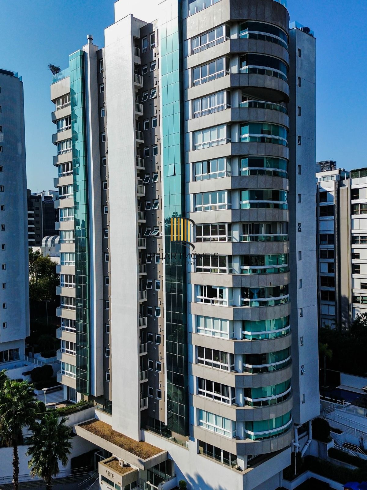 Apartamento com 202m², 3 suítes, lareira, churrasqueira, 3 vagas, infraestrutura completa, no Bela Vista. - Pilar Imóveis